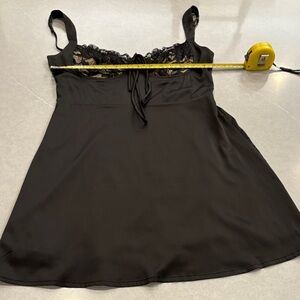 Beginnings Elegant Black Lace Trim Nightgown size us 6
